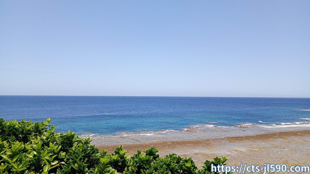 具志川城跡付近の海